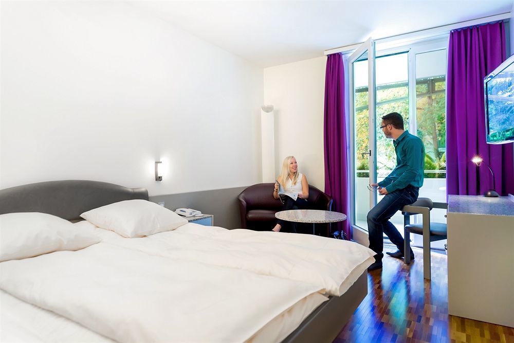 Hotel Fly Away Kloten Exterior foto